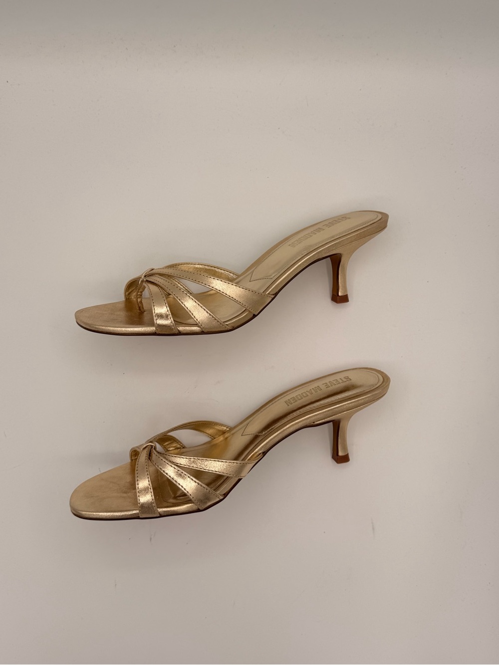 STEVE MADDEN CARY DRESS SANDALS IN GOLD | SLIGHTLY USED - Picture 9 of 11